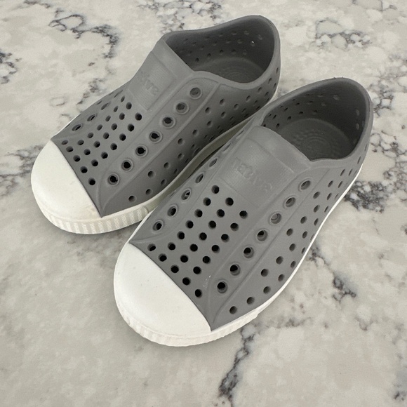 Gray Native Shoes - Picture 1 of 3
